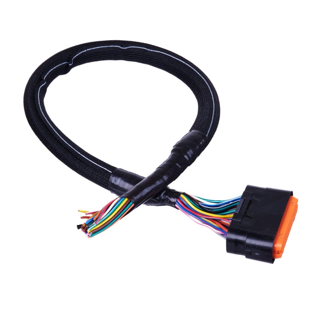 self closing sleeve for wiring