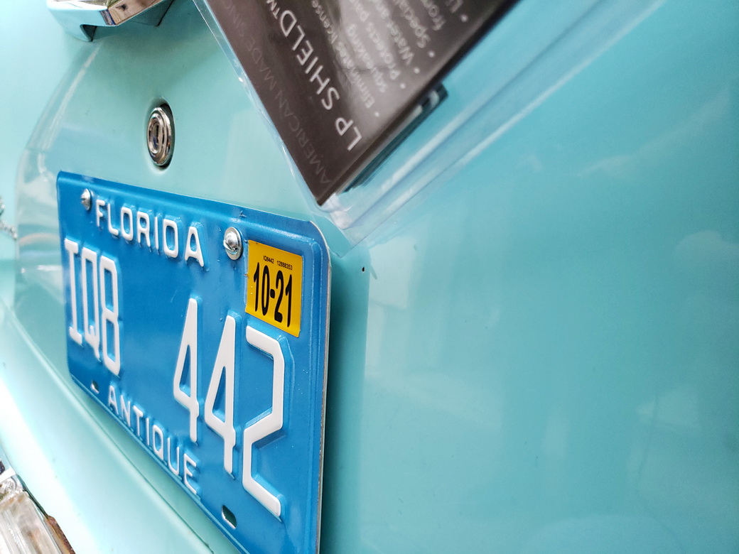 1957 Chevrolet 210 decklid and license plat mounting