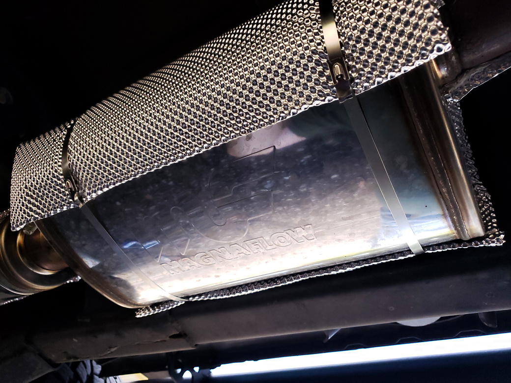 Heatshield_Products_Pipe_Armor_Heatshield_Armor_Install_12