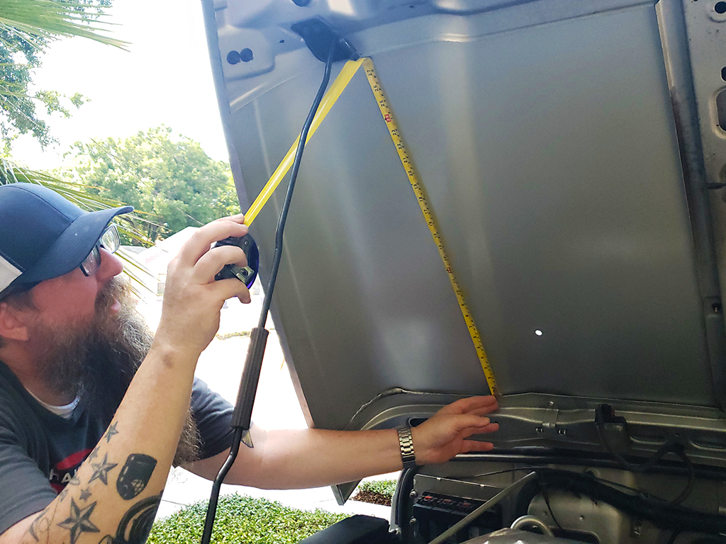 Jeep Wrangler TJ hood underside